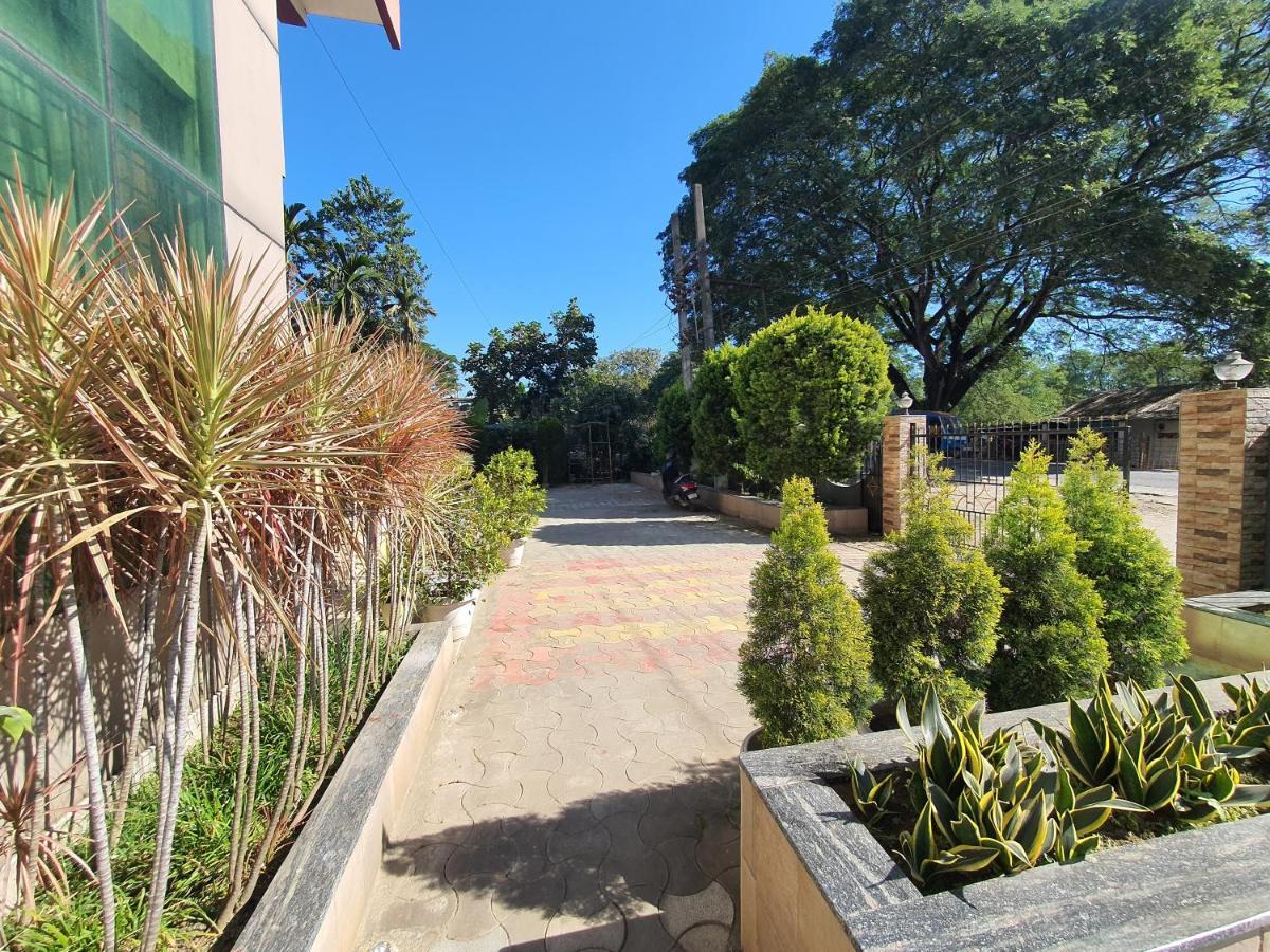 Hotel Deo Volente Sivasagar Экстерьер фото