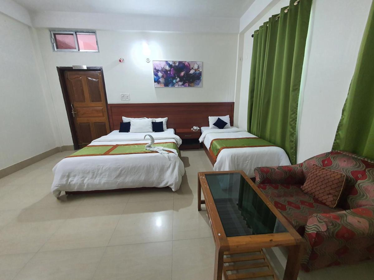 Hotel Deo Volente Sivasagar Экстерьер фото