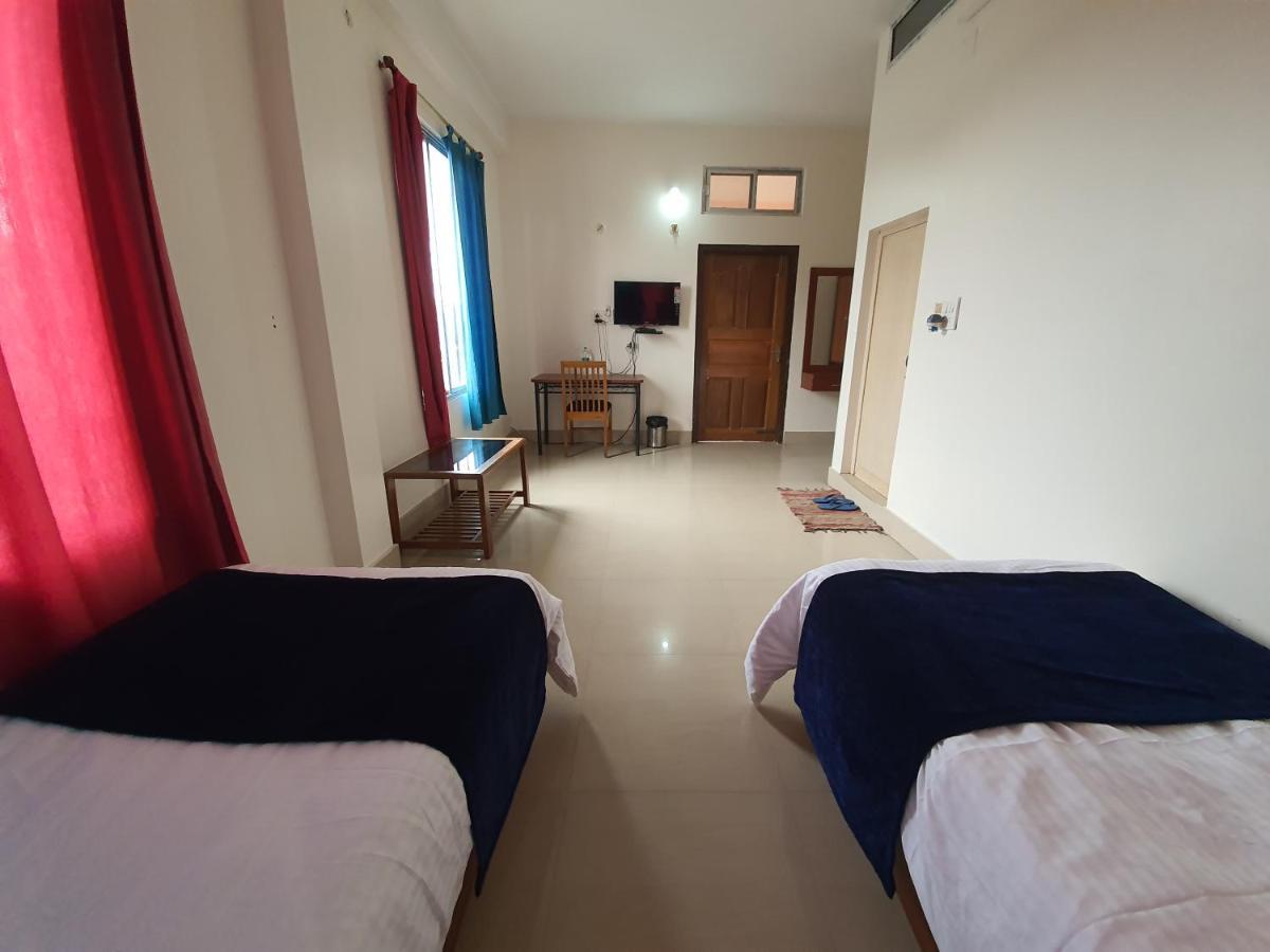 Hotel Deo Volente Sivasagar Экстерьер фото